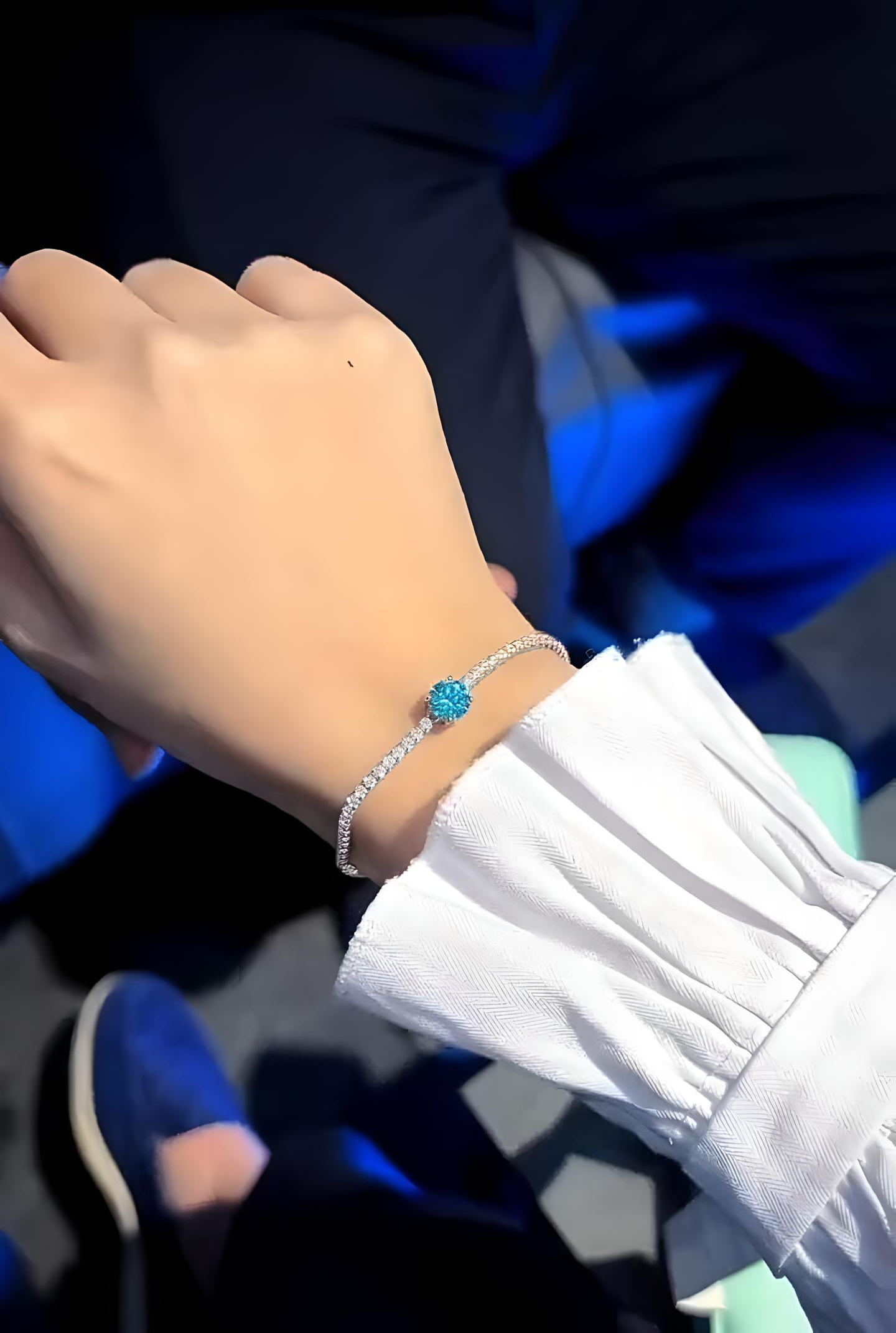 Bracelet to Adorn Your Look ✨ | With Premium Light Box 💖